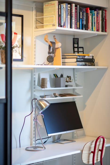 Bokstöd t/skena Vit 250 mm 2-pack Elfa